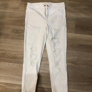 White American Eagle jeans